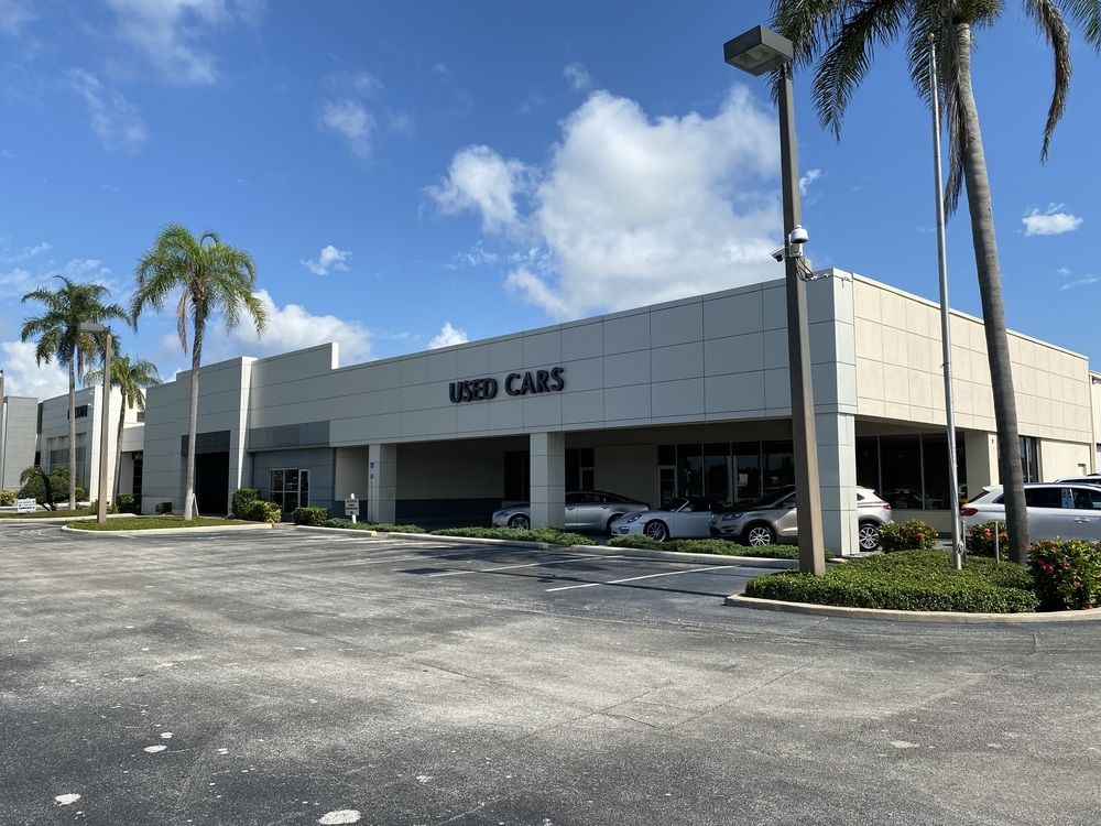 Prominent Location Auto Dealership: 1800 -1850 E Merritt Island Causeway, Merritt Island, FL 32952